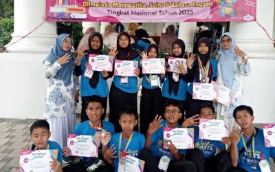 MTs Negeri 4 Cirebon Raih Medali pada HOTS 3 Competition Tingkat Nasional 2025