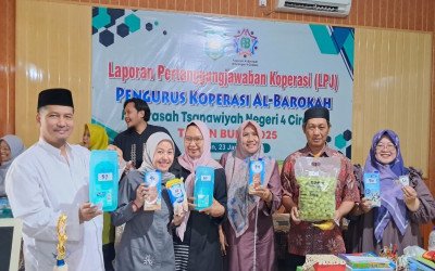 RAT Koperasi Al Barokah MTsN 4 Cirebon: Koperasi Hadir Demi Kesejahteraan Guru