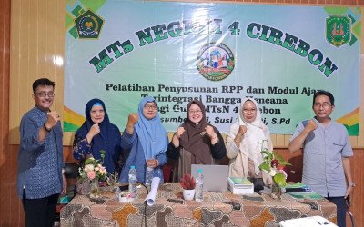MTsN 4 Cirebon Gelar Pelatihan Penyusunan RPP Terintegrasi Bangga Kencana